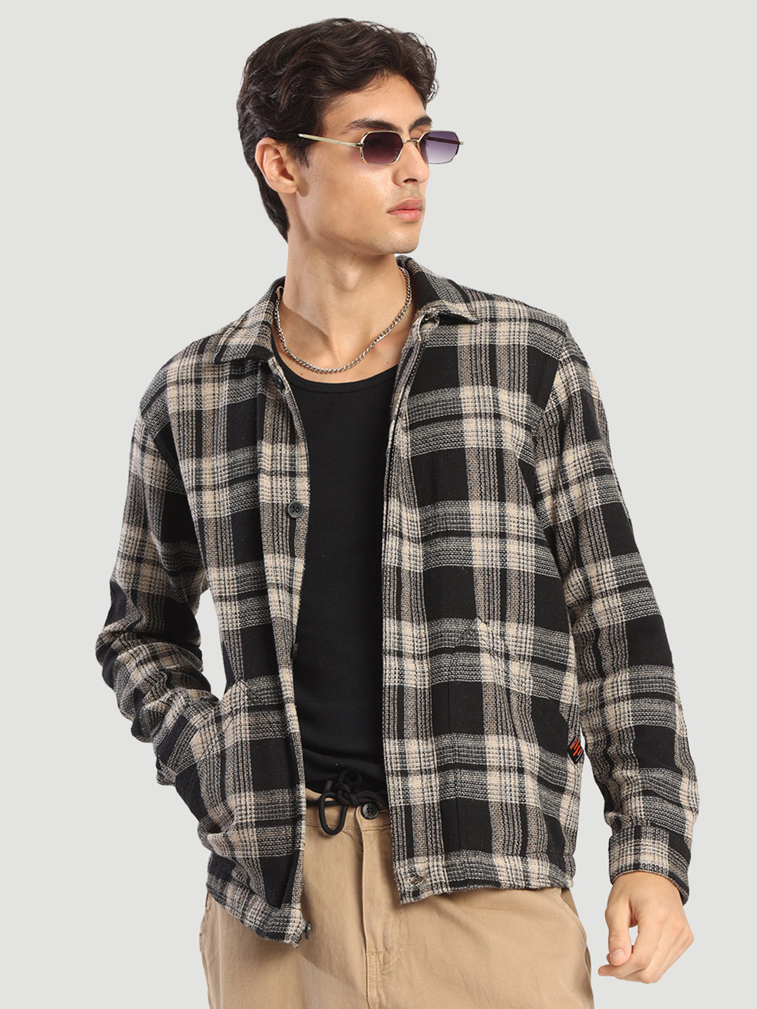 Bene Kleed Checked textured Spread Collar Lightweight Shackets