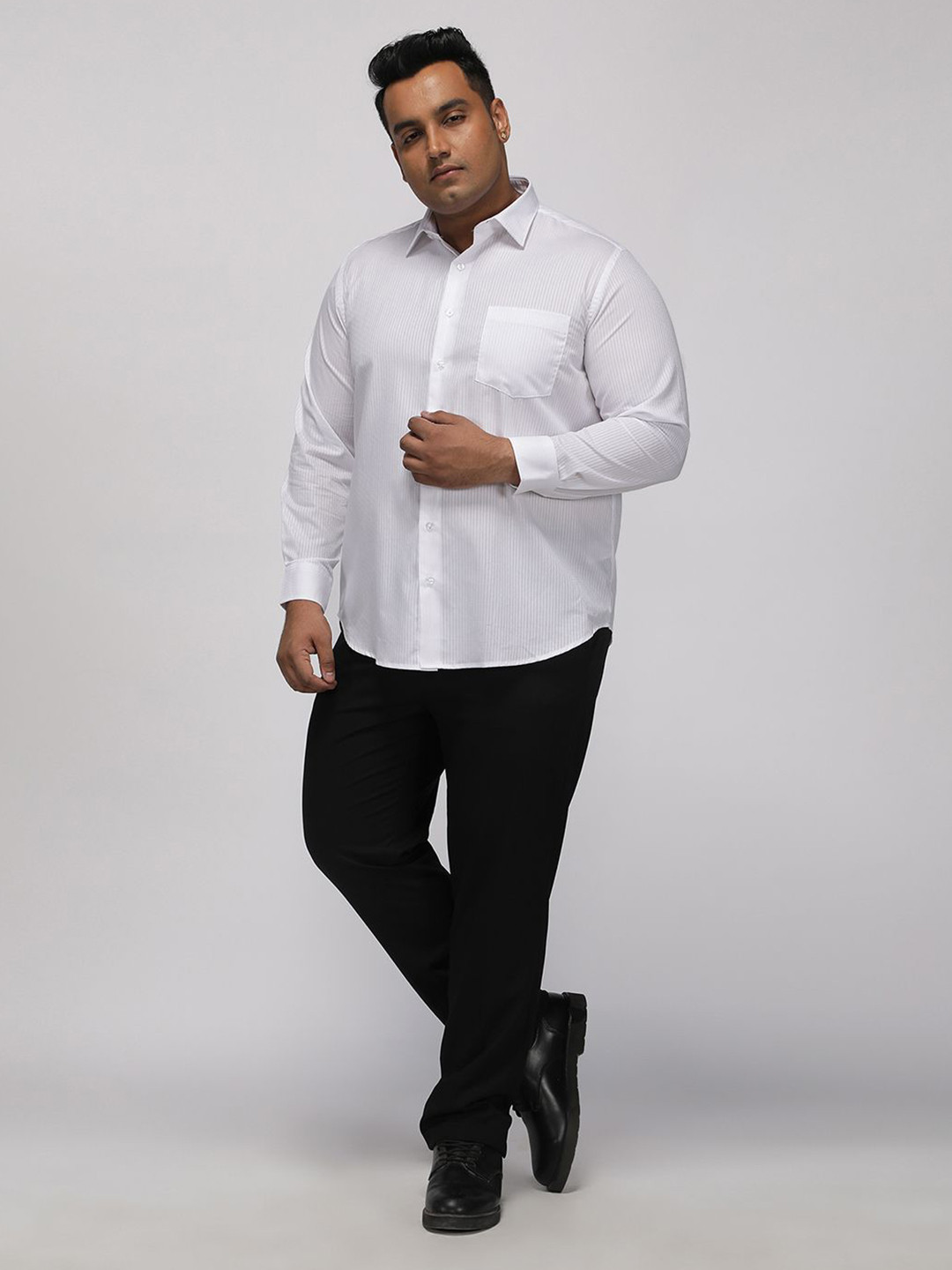 Big Hello - The Plus Life Classic Plus Size Textured Spread Collar Pure Cotton Shirt