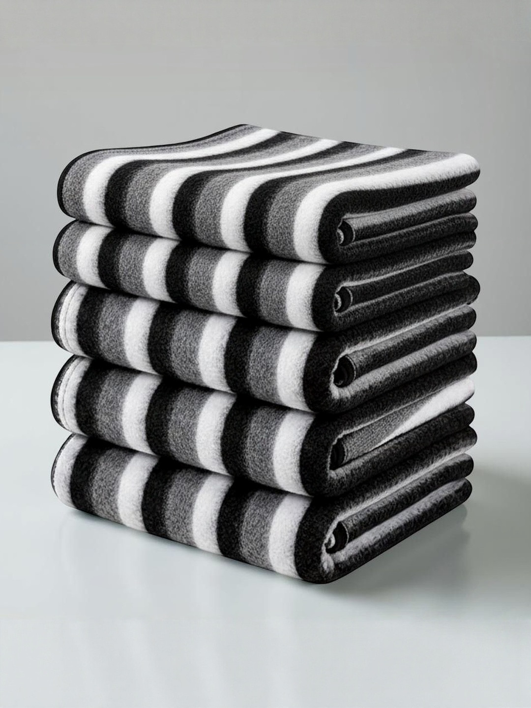 Aura White & Black Set of 5 Striped Fleece Mild Winter 120 GSM Blanket