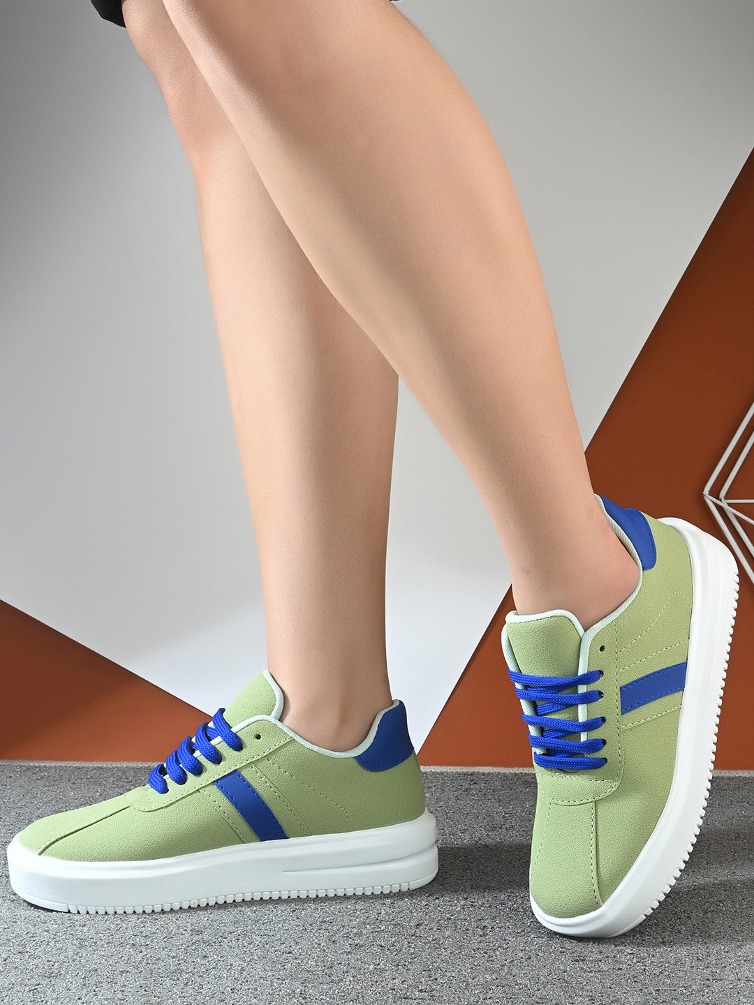 PLANET WALK Women Lace-Up Sneakers