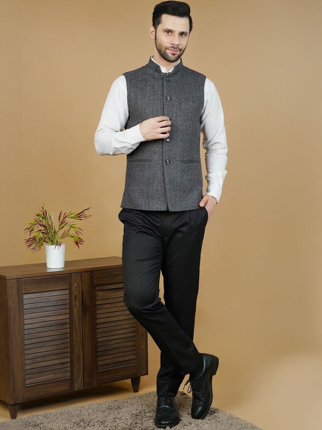 Wintage Men Sleeveless Tweed Wool Nehru Jackets