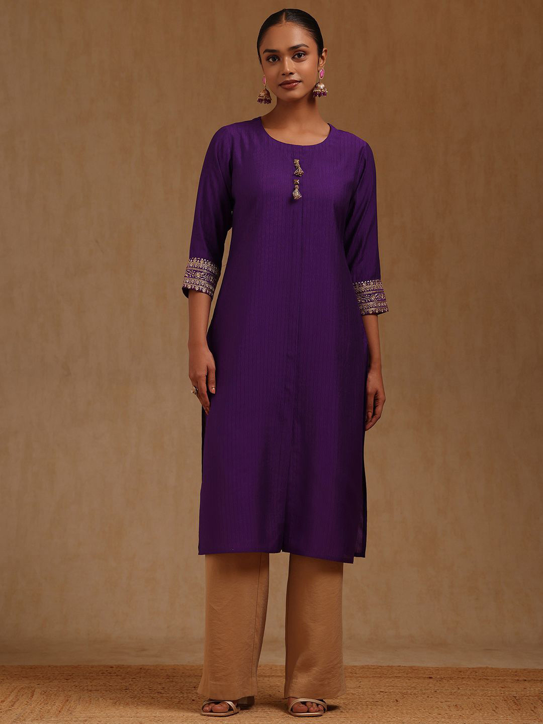 Soch Beads And Stones High Slit Straight Kurta