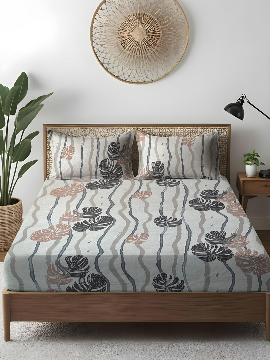 WEAVE AND DECOR White & Black Leaf Microfiber 300 TC Fitted King Bedsheet Set-1.98mx1.82m