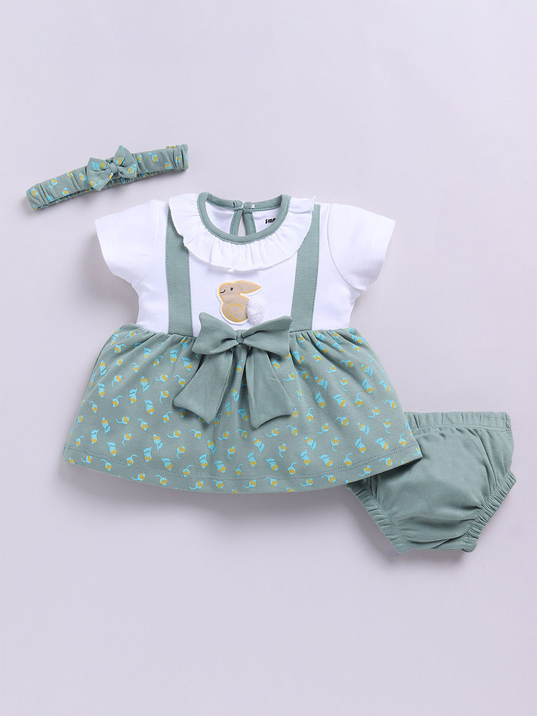 Smart Baby Girls Abstract Printed Round Neck Cotton Fit and Flare Dress With Panty