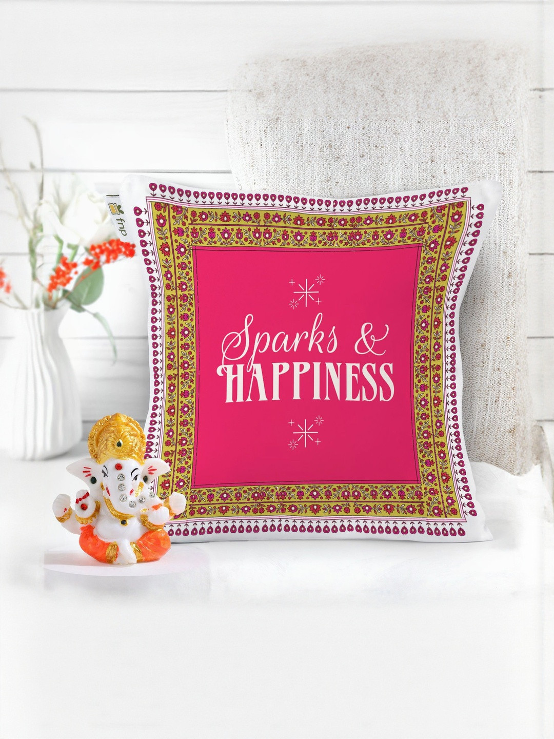 fnp Pack Of 2 Cushion & Ganesh Diwali Home Gift Set For Family