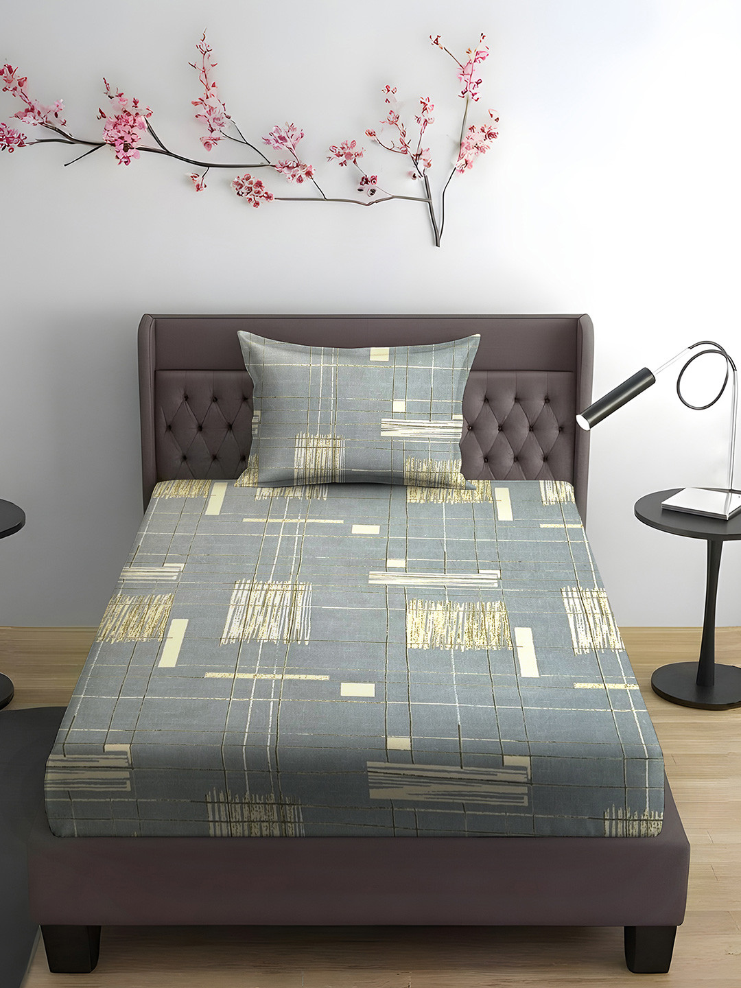 WEAVE AND DECOR Black & Yellow Printed 300 TC Cotton Single Bedsheet Set 2.28 m x 1.52 m
