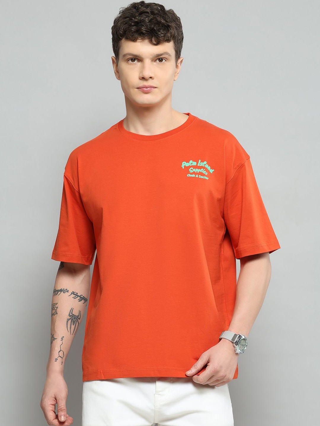 Cloak & Decker Men Typography Printed Drop-Shoulder Sleeves T-shirt