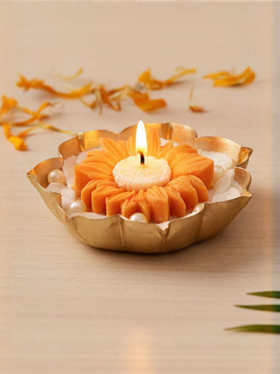 Special You Pack Of 2 Urli Flower Scented Candles