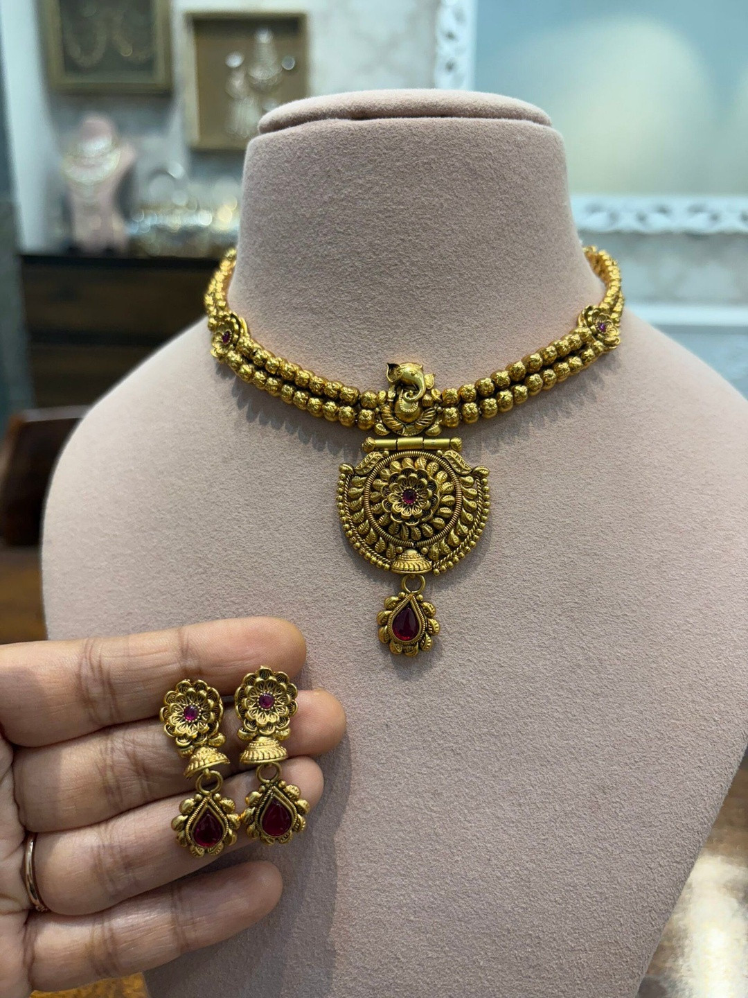 JOSYA Stone-Studded  Jewellery Set