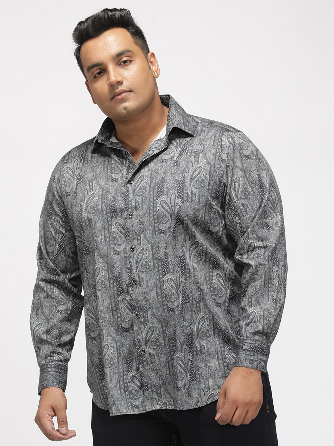 Big Hello - The Plus Life Plus Size Paisley Printed Long Sleeves Cotton Shirt