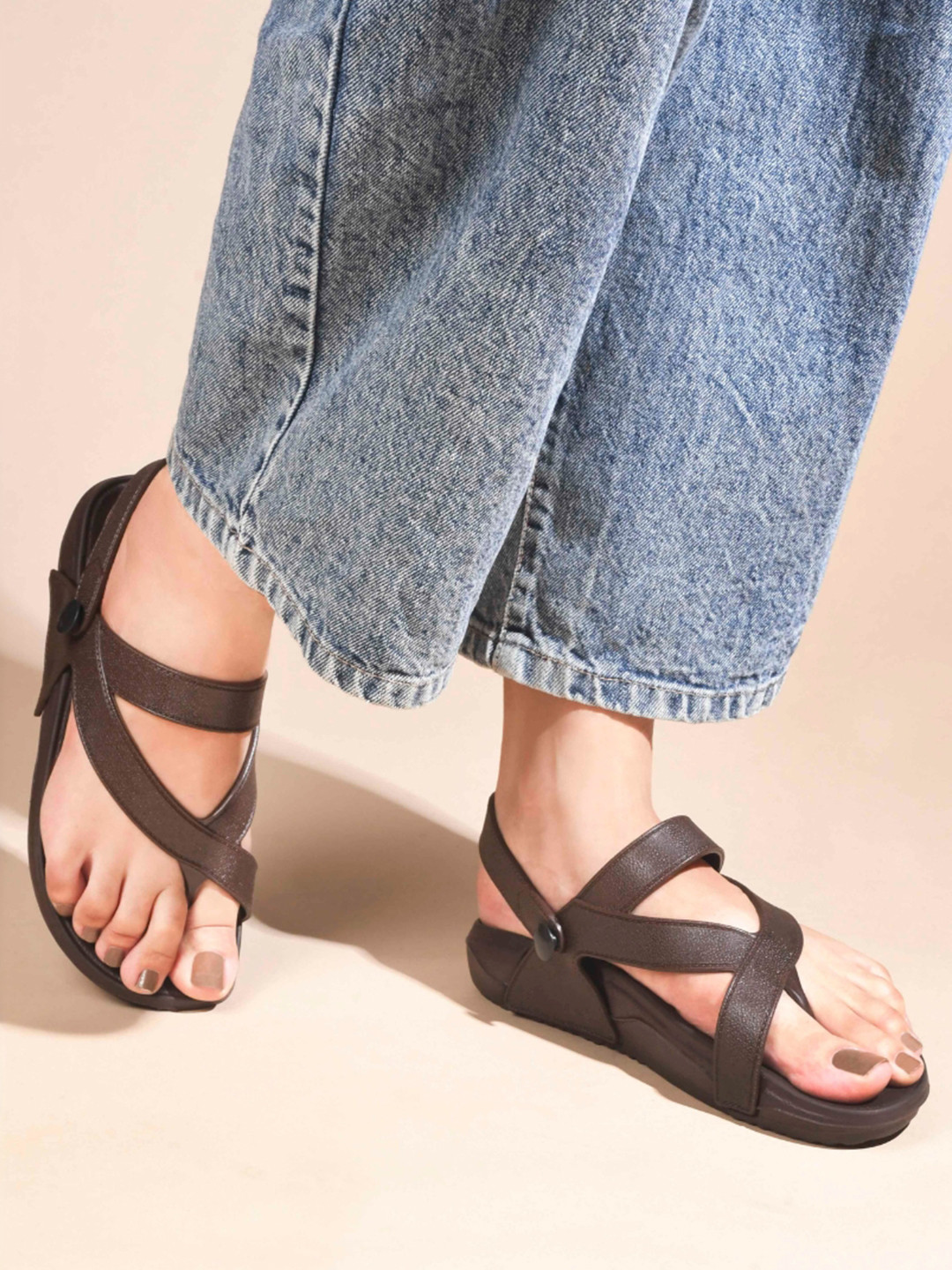 SUPERMET Women Open Toe Rubber Fisherman Sandals