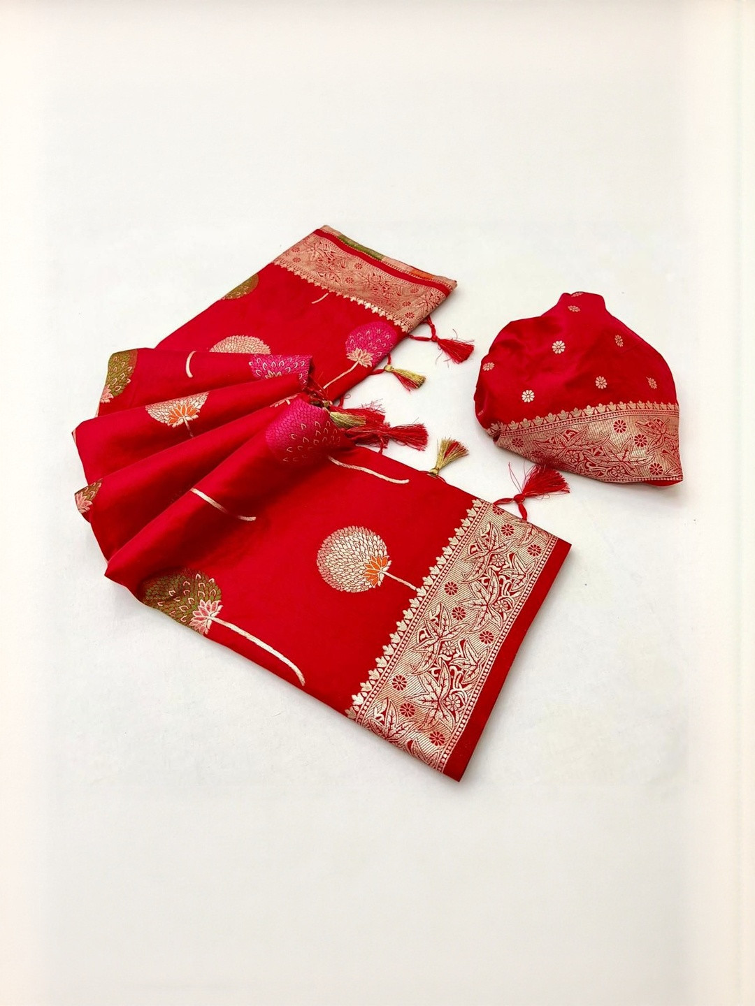 PRAVISHRI TRENDS Ethnic Motifs Zari Pure Georgette Banarasi Saree