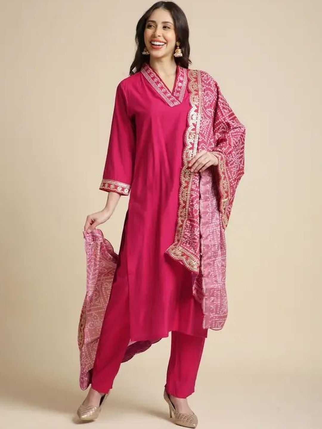 GEN Z TRENDS Women Ethnic Motifs Regular Gotta Patti Kurta with Trousers & With Dupatta