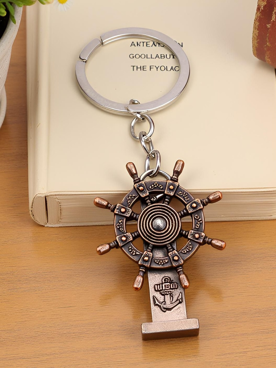 Flenzy  Vintage Nautical Ship Wheel Key Chain