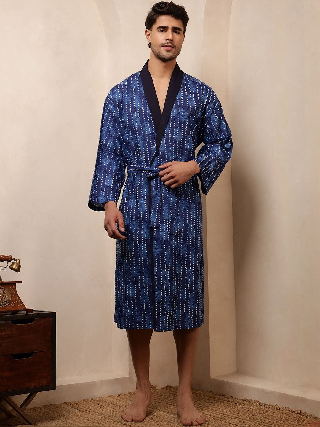 HANDICRAFT PALACE Men Polka Dot Printed Pure Cotton Robe