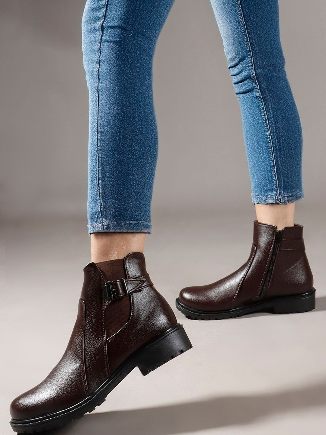 Kliev Paris Women Ankle-Length Side Zipper Low Block-Heeled Regular Boots