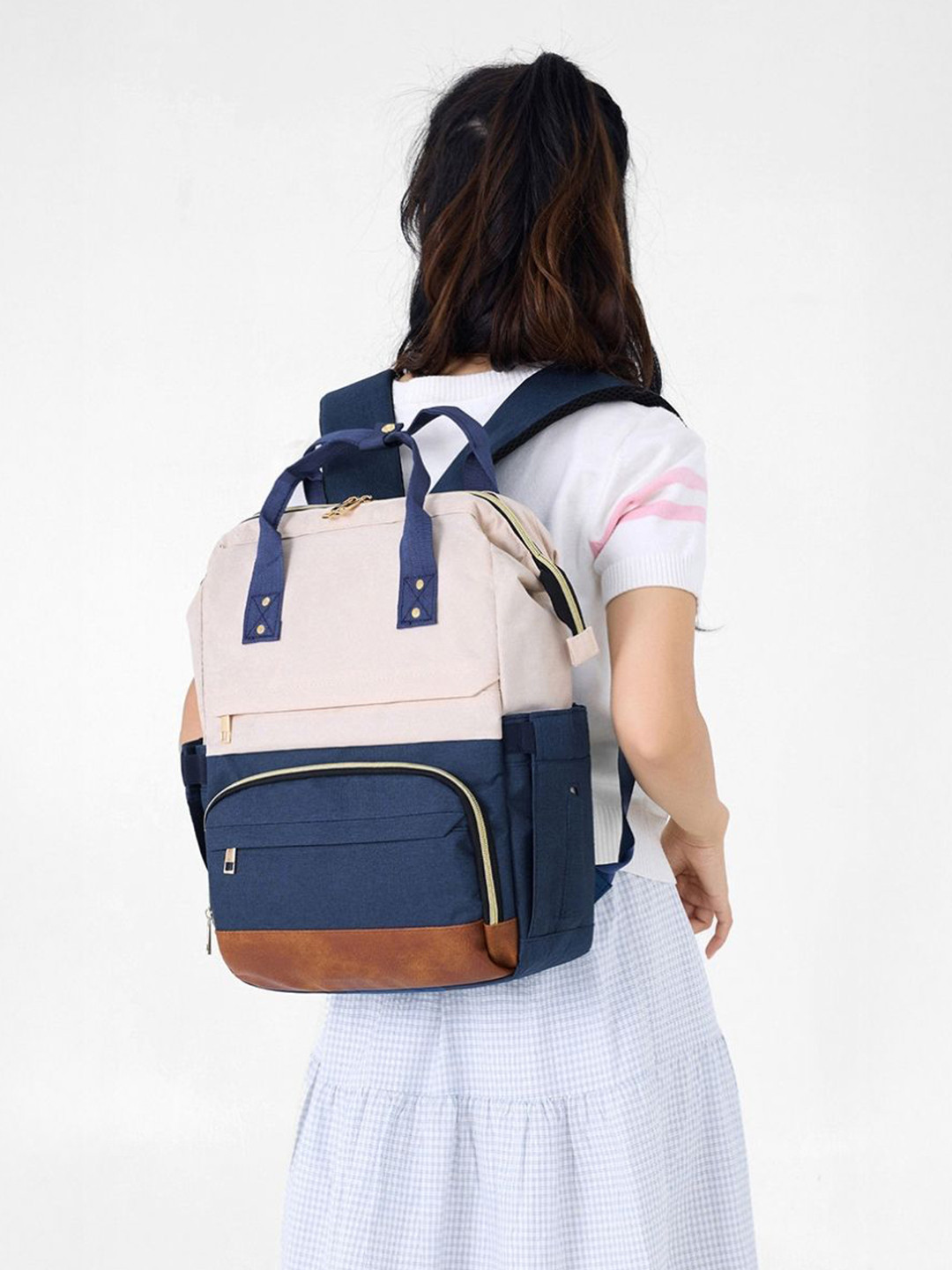 KPOP Women Colourblocked Padded Contrast Detail Medium Backpack