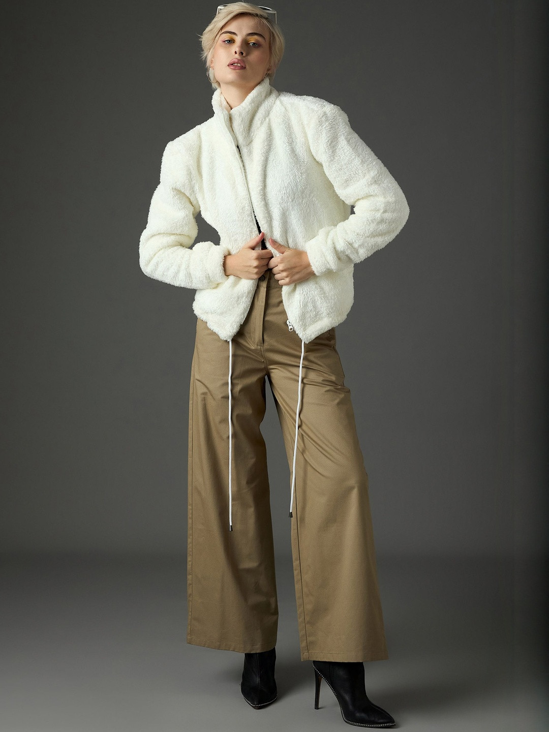 SASSAFRAS Women Faux Fur Jacket