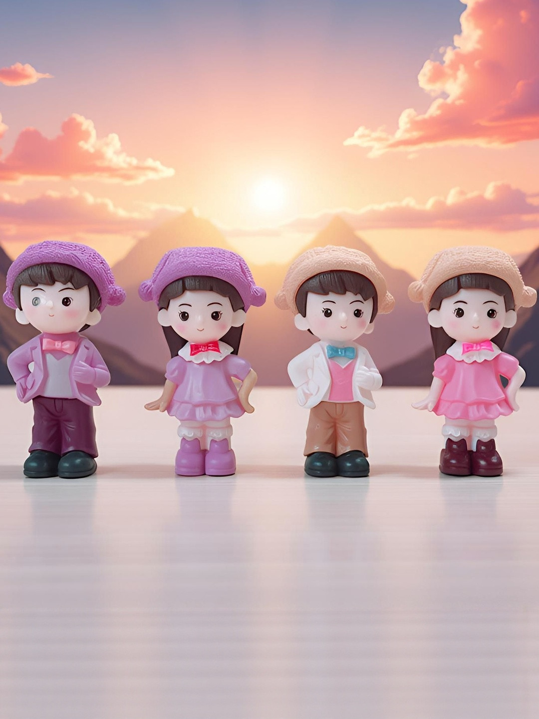 Spiaty Purple Figurine Showpiece