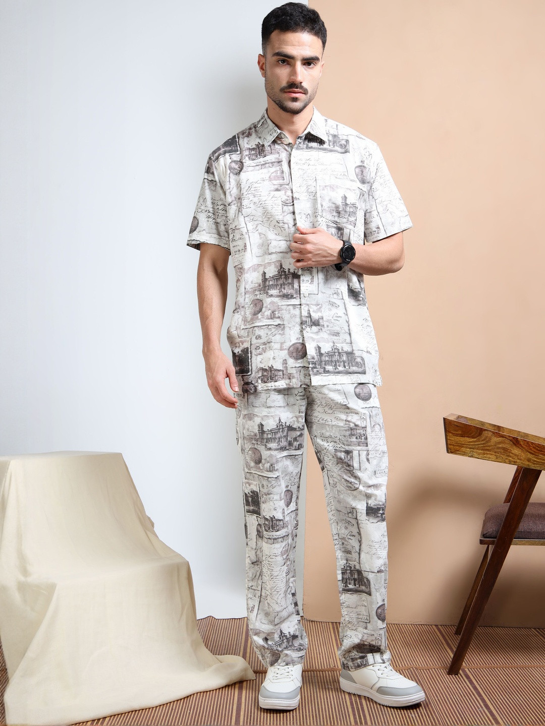 RIGS AND RAGS Men Printed Shirt Collar Short Sleeves Shirt With Joggers