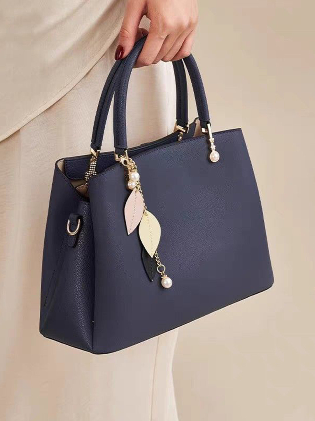 CORSICA Women Bucket Handbags With Fringed