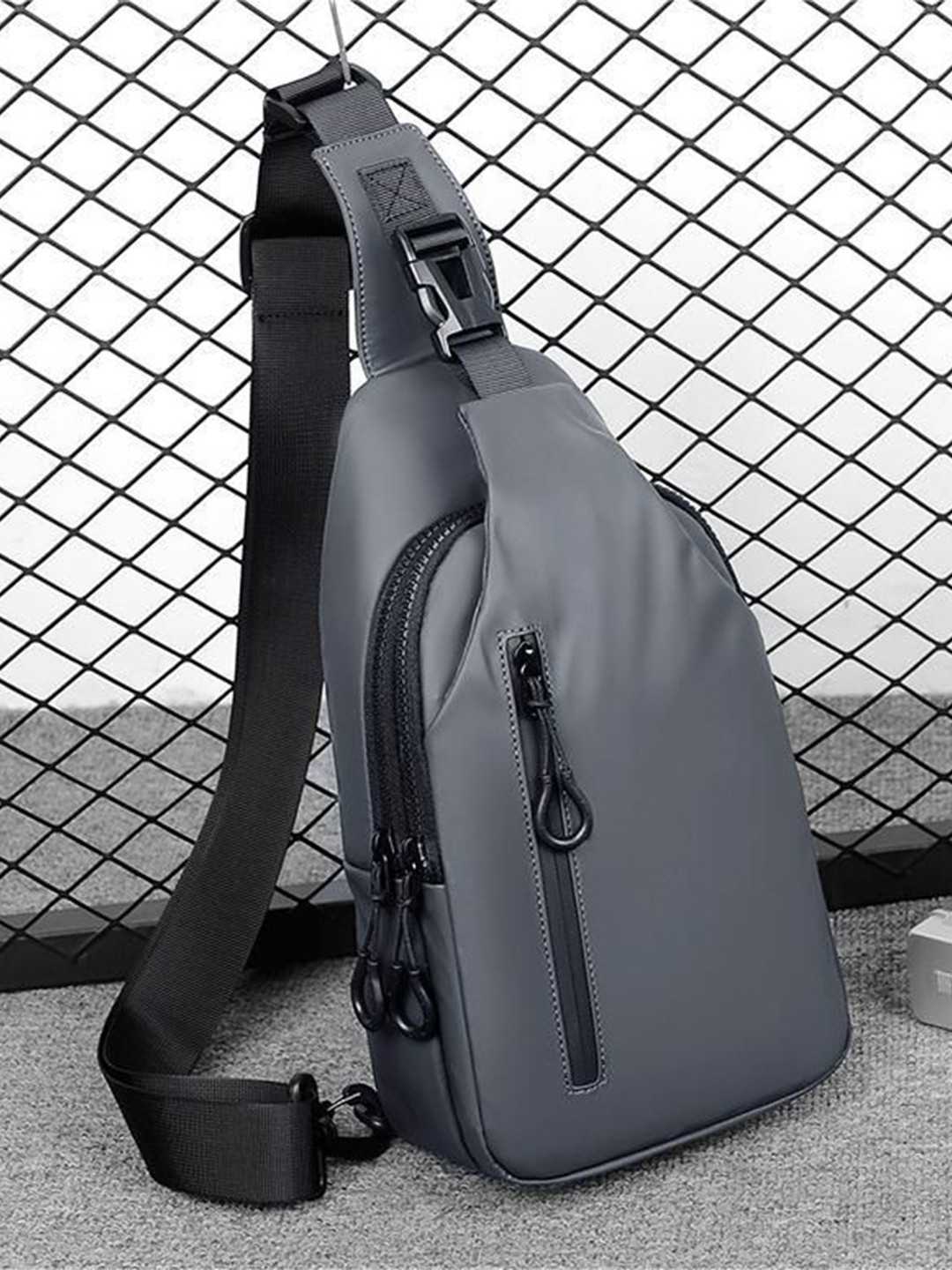 Mast & Harbour Men Water Resistant Zipper Backpack 23 L