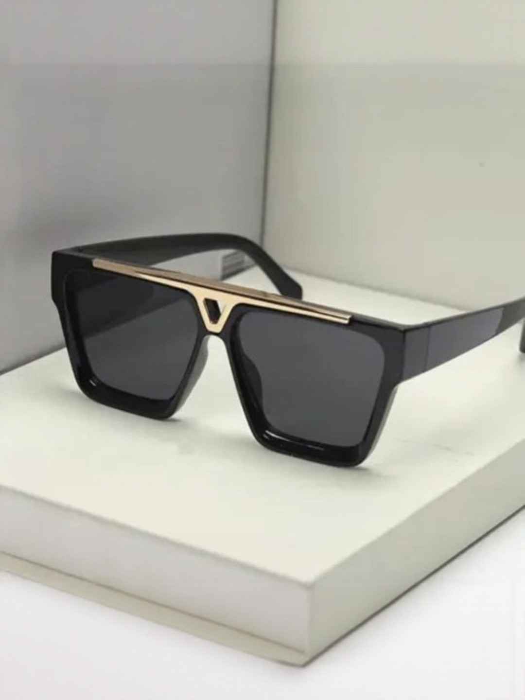 HAYDEN haiza Unisex Black Lens & Black Square Sunglasses With UV Protected Lens G2F