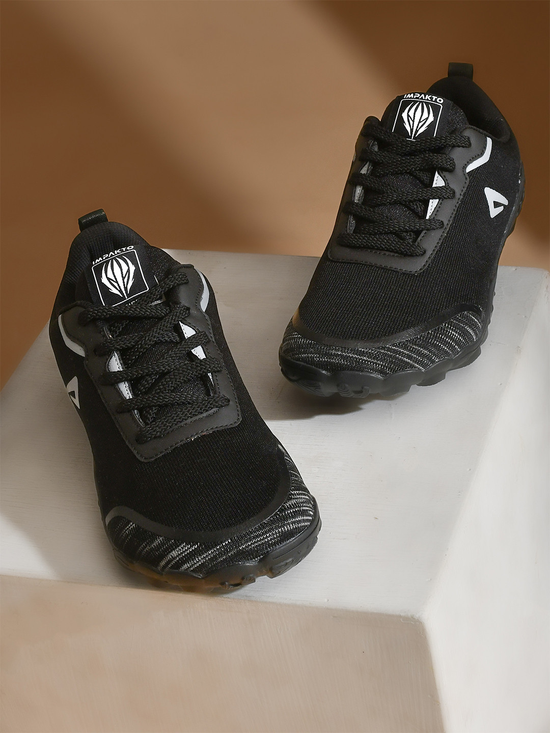 IMPAKTO Men Comfortable Training Shoes Gym & Yoga Barefoot Running Shoes