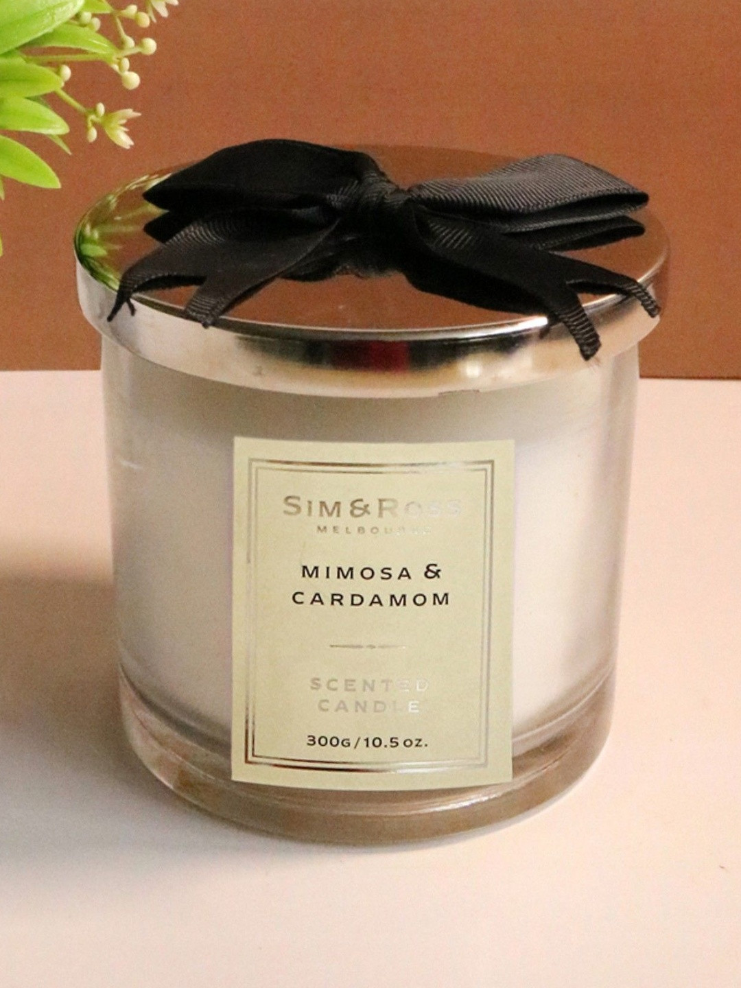 Sim & Ross White Scented Jar Candle