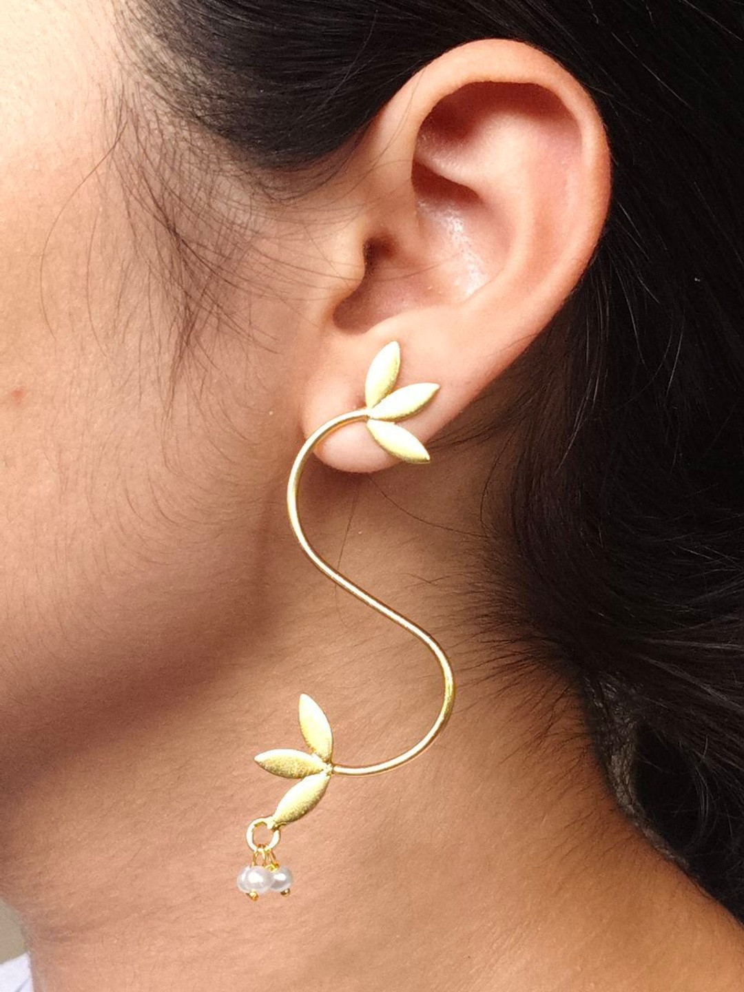 Hardin Style Leaf Shaped Ear Cuff Earrings