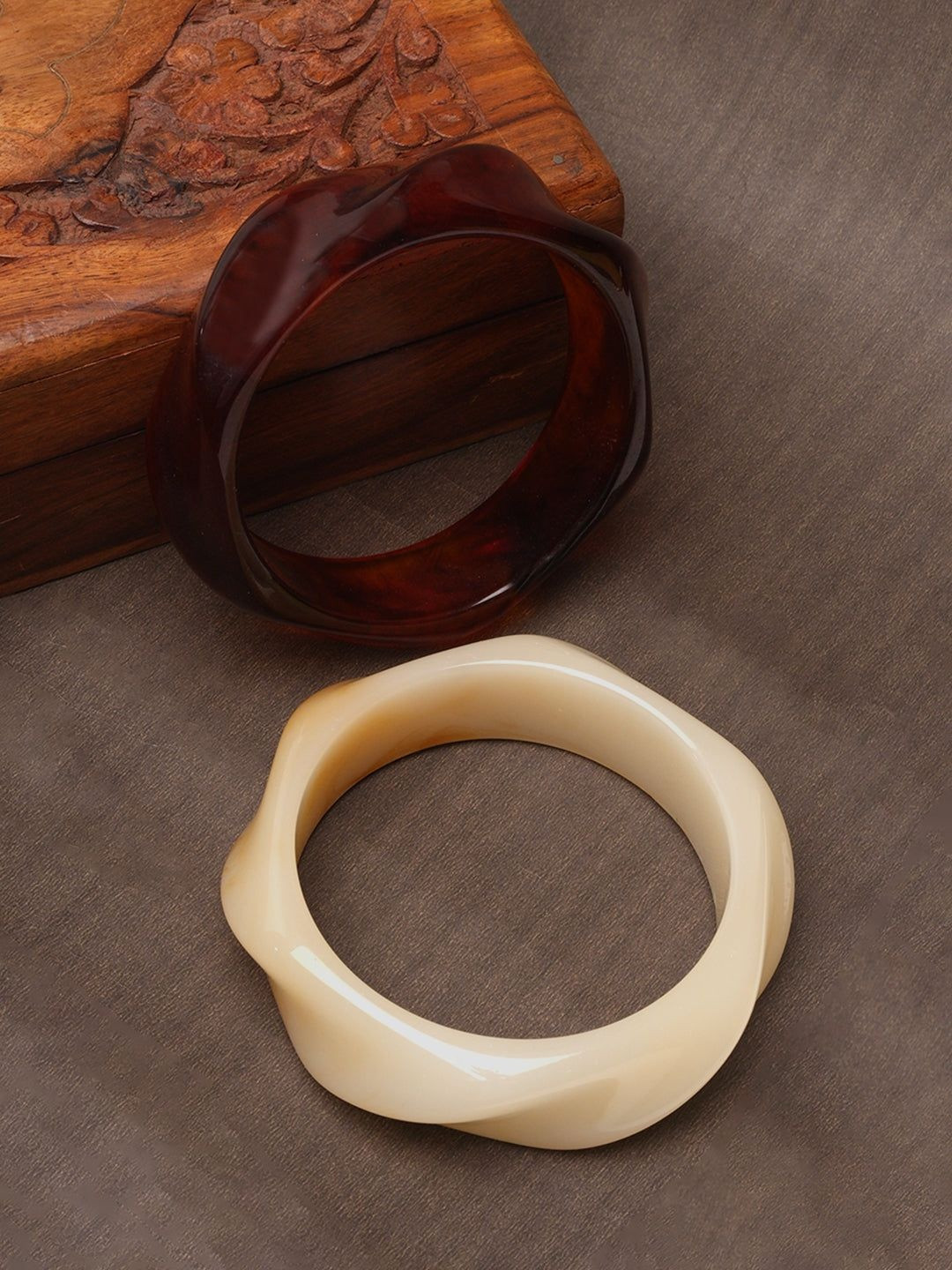 Niska Set Of 2 Geometric Chunky Bangles