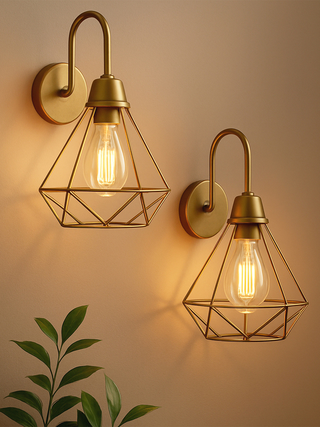 Homesake Set of 2 Black Farmhouse Metal Diamond Cage Vanity Industrial Wall Sconce