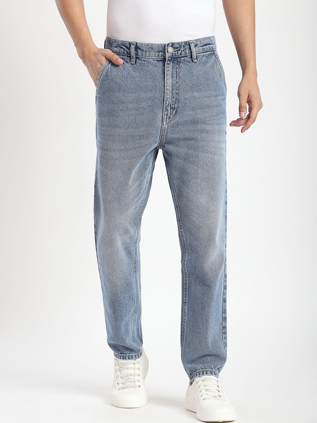 R&B Men Relaxed Fit Mid-Rise Light Fade Acid Wash Jeans