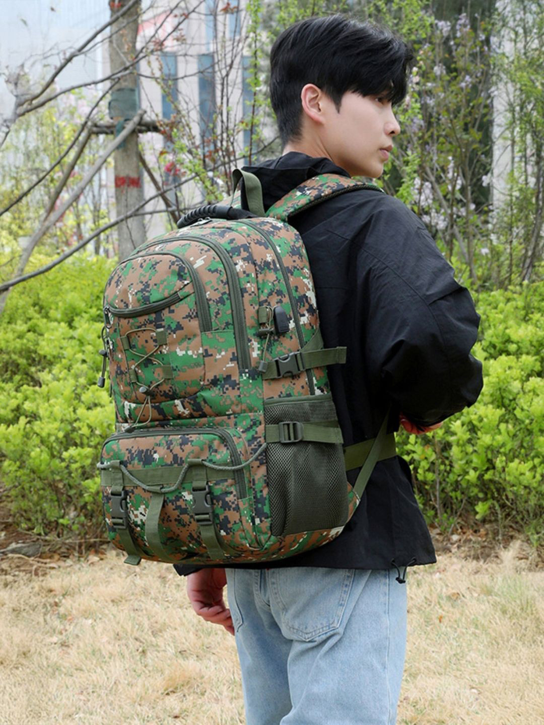 KPOP Men Camouflage Zipper Backpack 24 to 30 L
