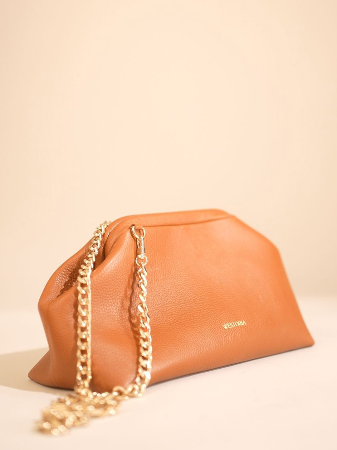 WESTORIA V Women Leather Textured Structured Shoulder Bag