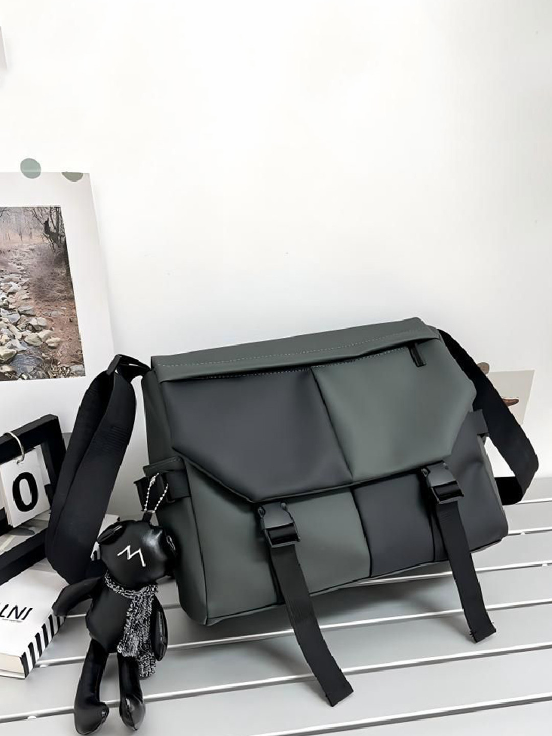 Mast & Harbour Men Cross Body Messenger Bag