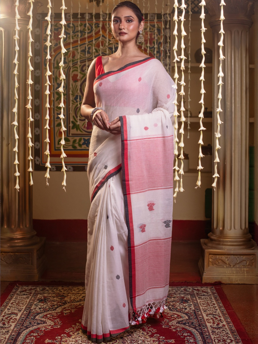 SUTAYAN Woven Design Pure Cotton Handloom Jamdani Saree