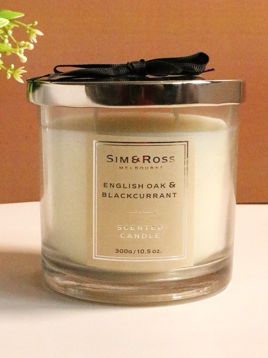 Sim & Ross White Oak & Blackcurrant Scented Glass Candle Jar