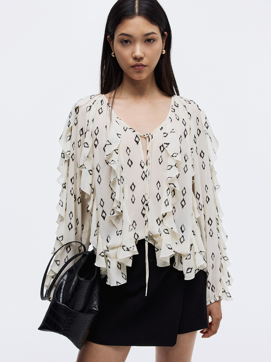 H&M Flounce-Trimmed Blouse
