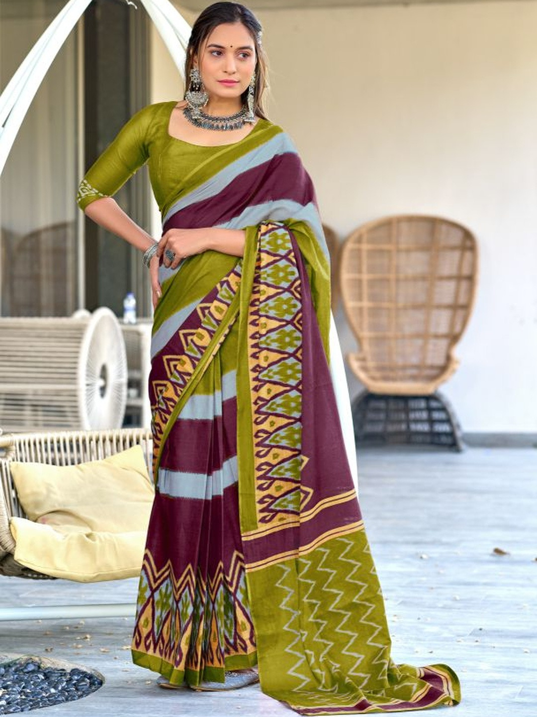 NIKATT Ethnic Motifs Pure Cotton Block Print Saree With An Unstitched Blouse Piece