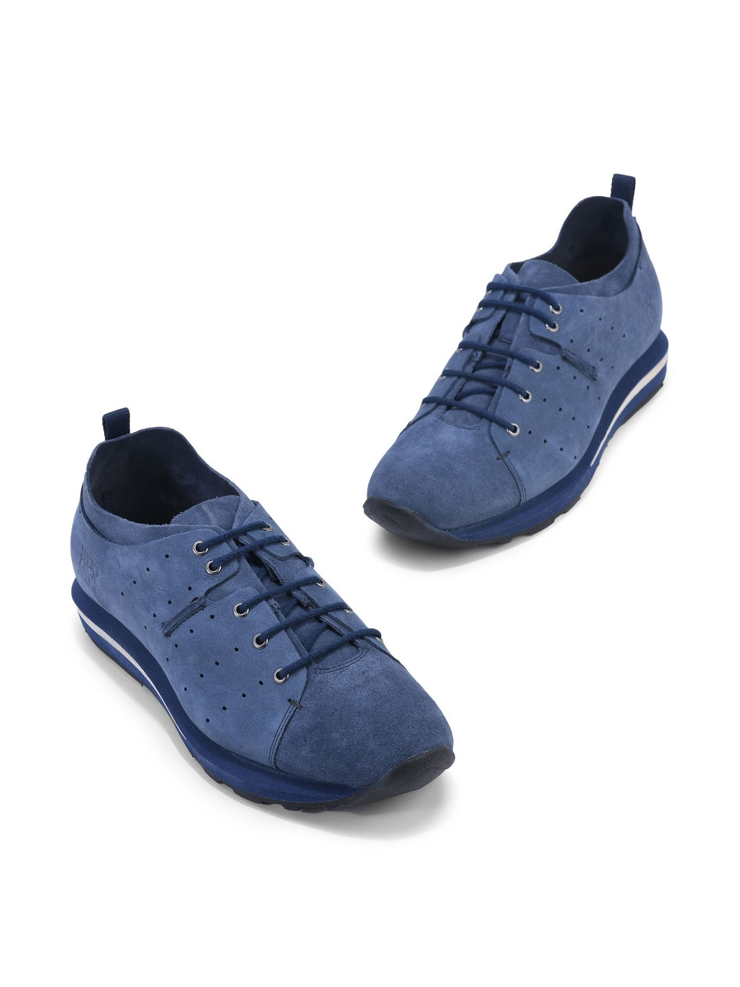 Woodland  Textured Round Toe Lace-Ups Sneakers