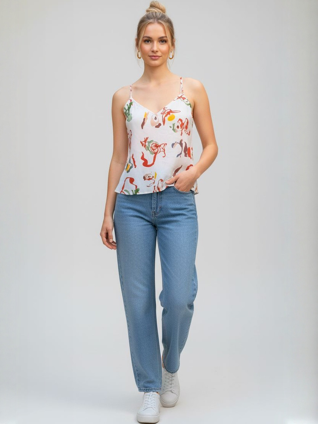 Magnetism Women Abstract Printed Shoulder Straps Sleeveless Top