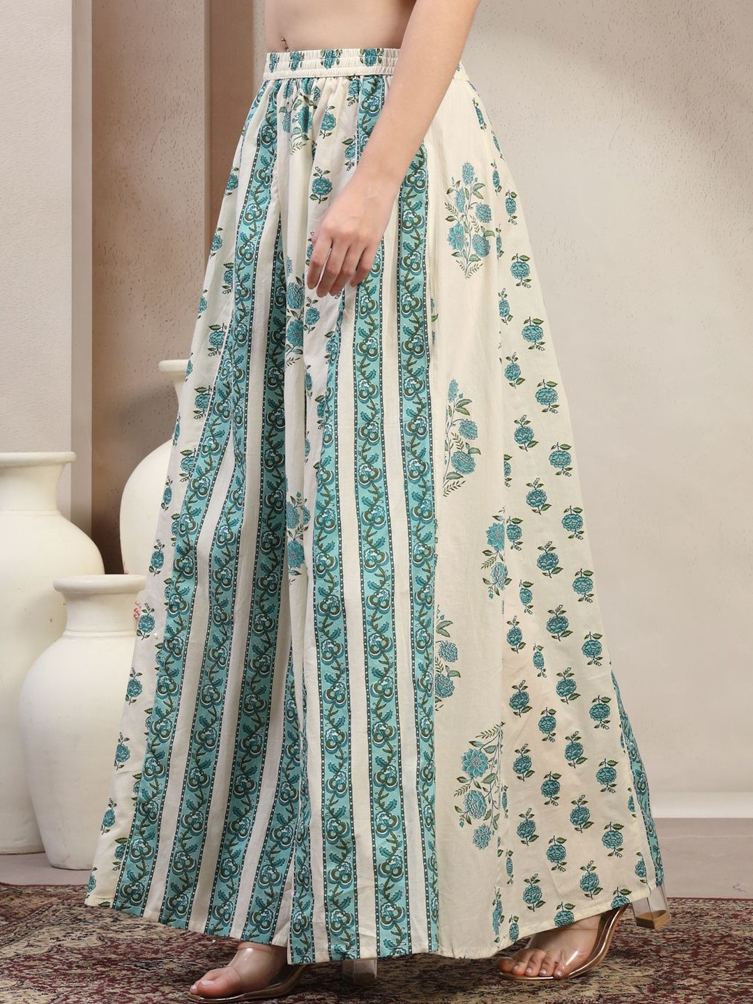 SUNEKH Women Floral Printed Pure Cotton Flared Maxi Skirt