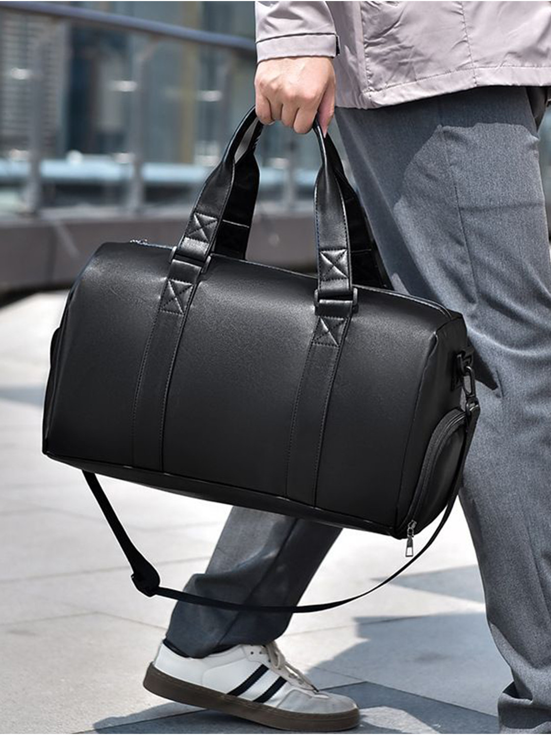Mast & Harbour Men Waterproof Duffle Bag