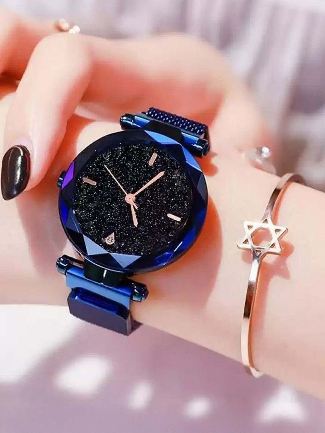 WATCHSTAR Women Dial & Stainless Steel Straps Analogue Watch Mag Blue -V