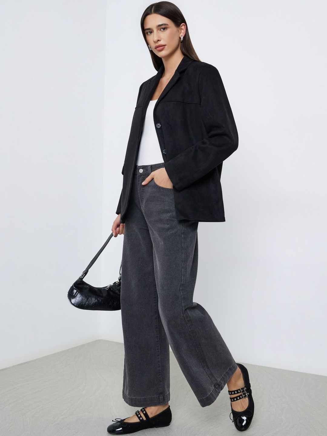 Styli Women Button Down Collared Tailored Jacket With Flap Pockets