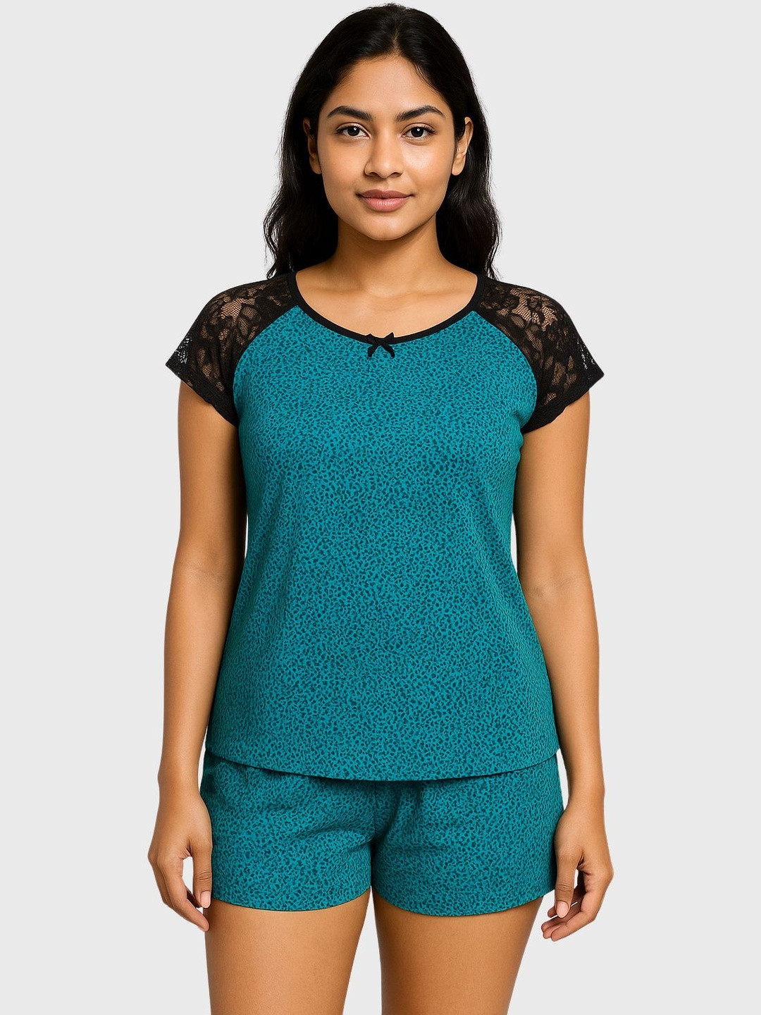 SIZZLE N SHINE Women Printed Night suit