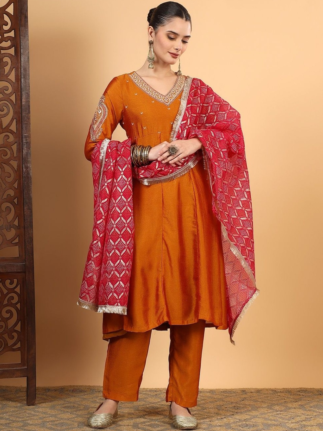 Prisachi Women Ethnic Motifs Embroidered Panelled Kurta with Trousers & With Dupatta