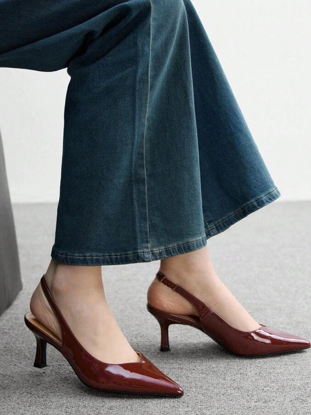 KIVE FASHIONS Pointed Toe Slingback Kitten Heel Mules with Buckles