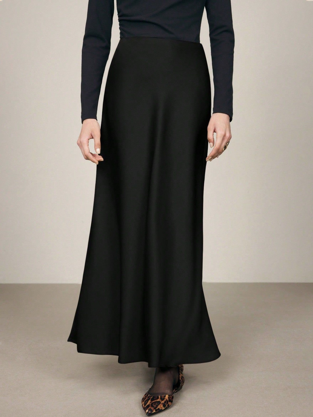 Outzidr Women Flowy Evening Woven Flared Maxi Skirt